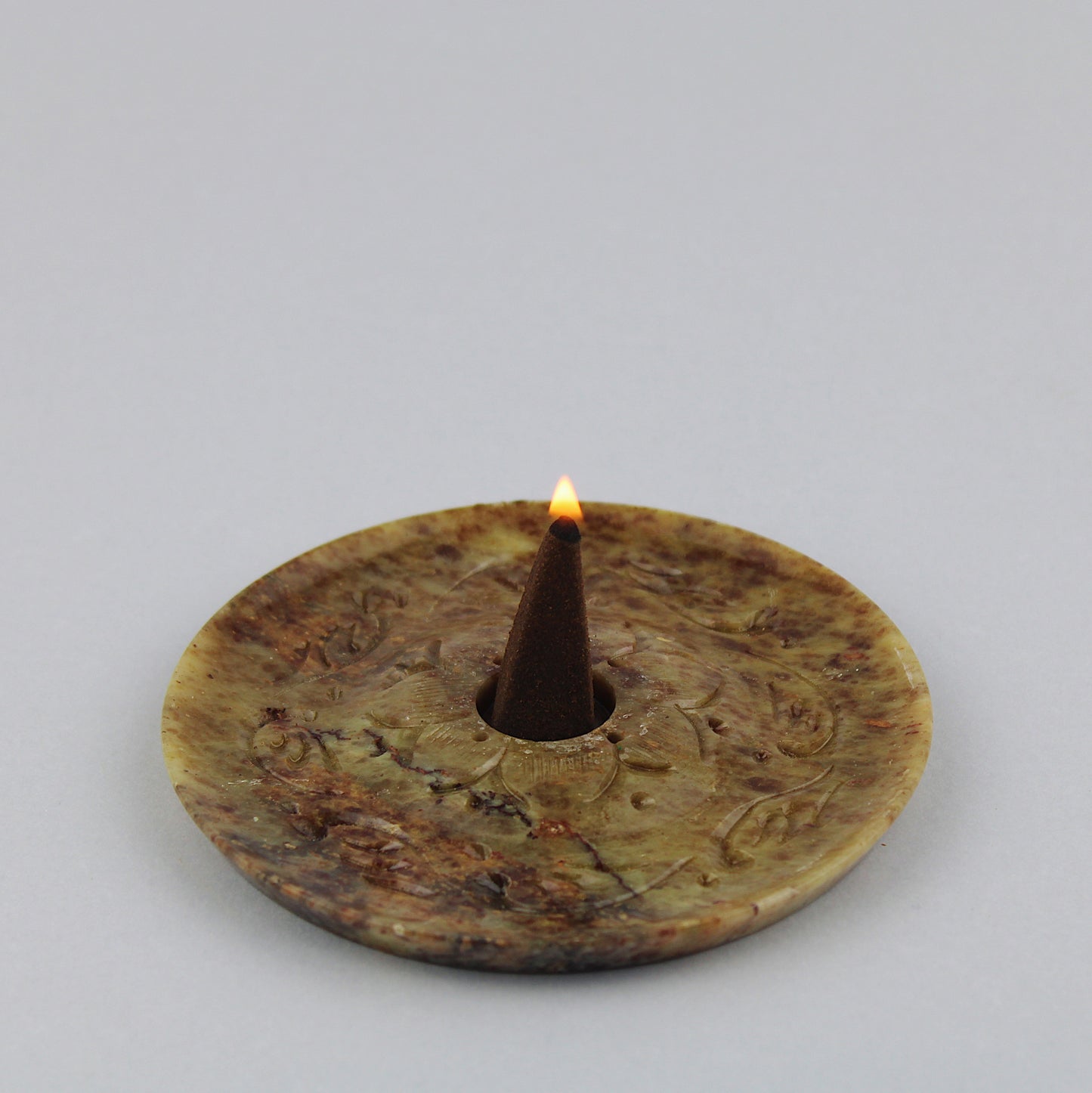 Porta incenso in pietra saponaria per incensi in stick e a cono