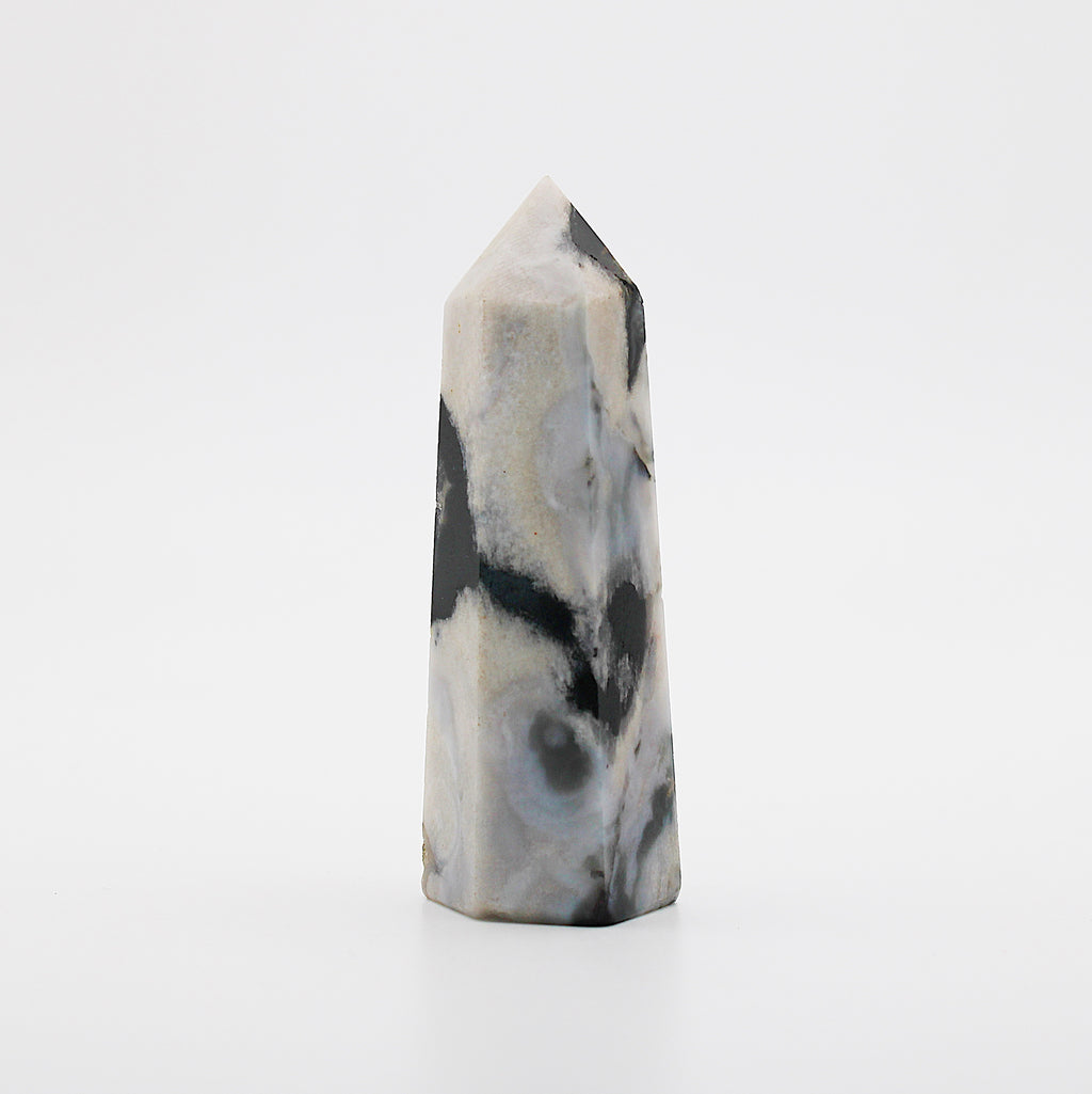 Torre in labradorite bianca / 70 mm