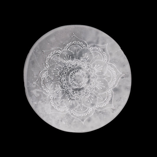 Piastra di ricarica in selenite / mandala fiore di loto / Ø 8 cm