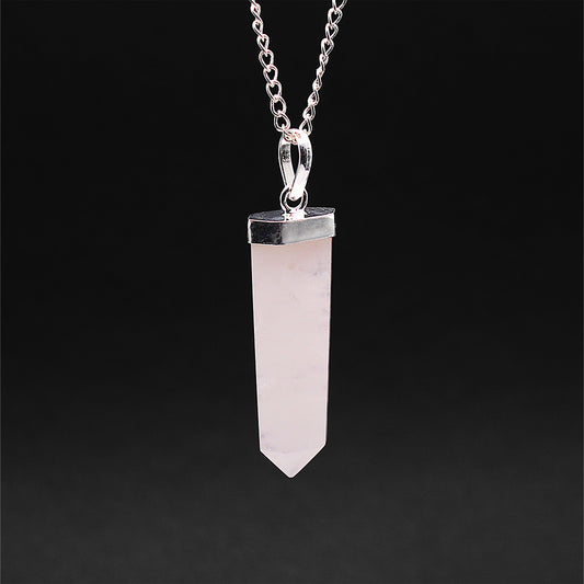 Collana obelisco in quarzo rosa / h 4 cm