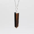 Collana obelisco in occhio di tigre / h 4 cm