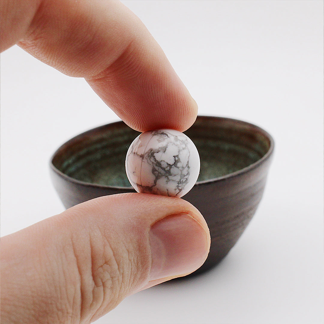 Mini sfera in howlite / Ø 15 mm