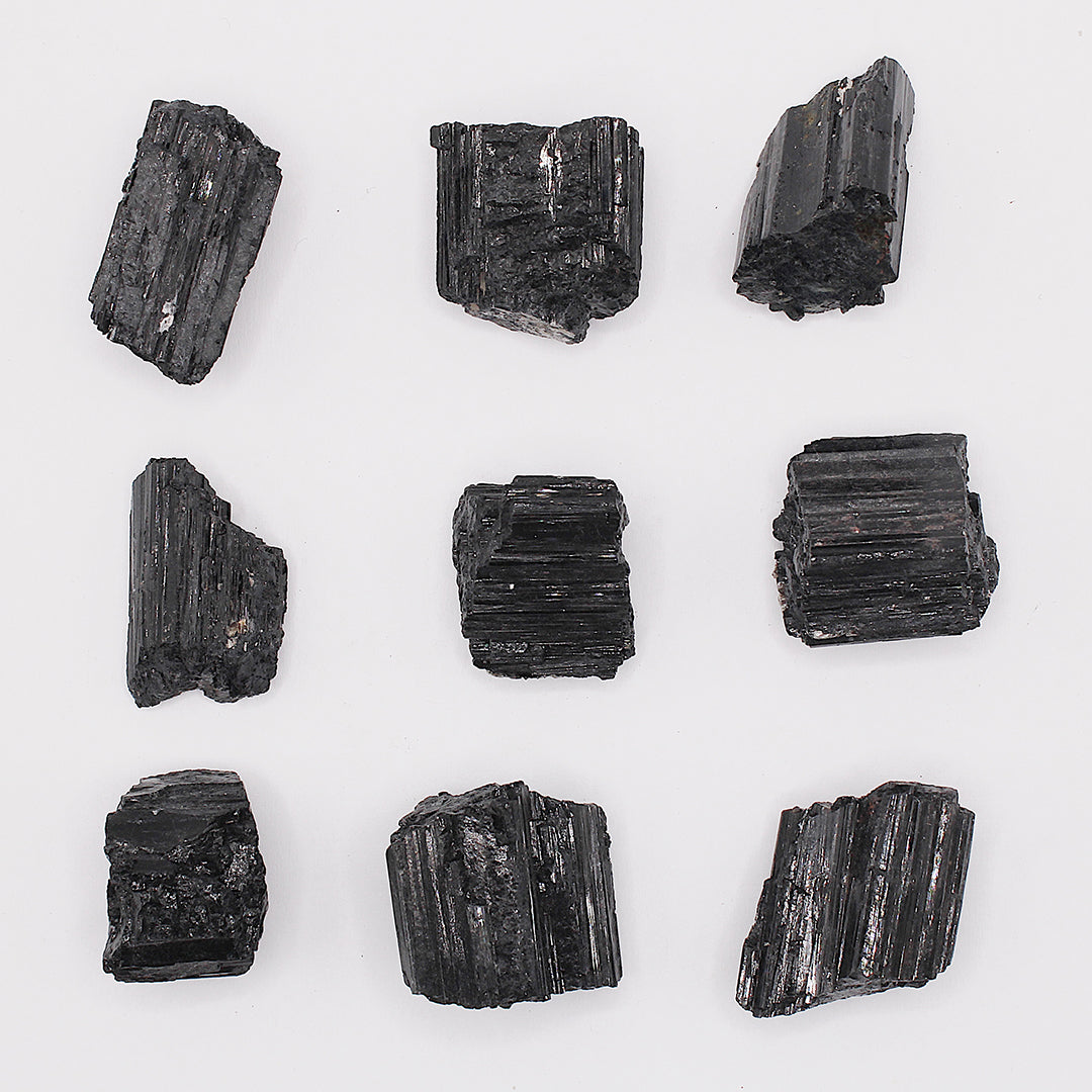 Tormalina nera grezza / 20-30 mm