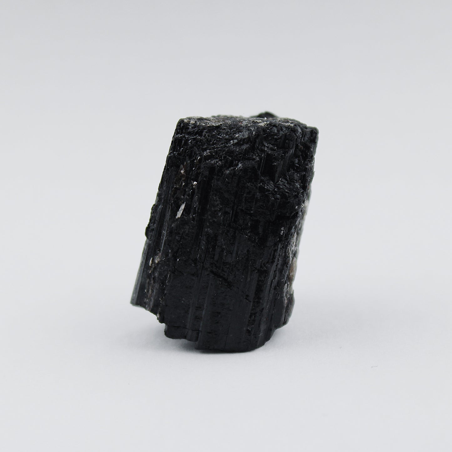 Raw Black Tourmaline / 25-30 mm