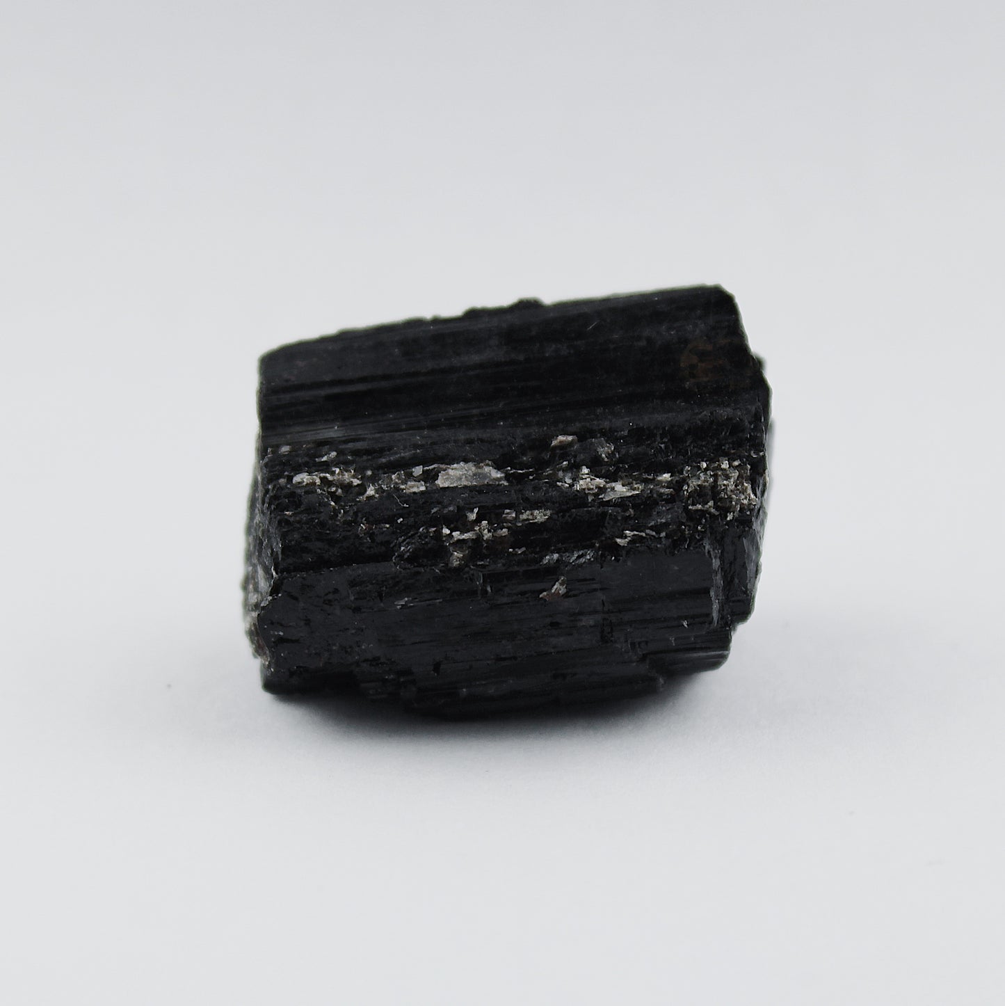 Raw Black Tourmaline / 25-30 mm